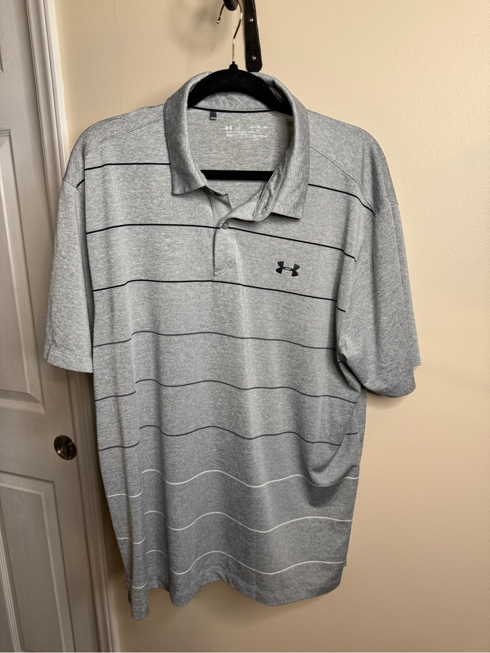Under Armour Men’s Gray Short-Sleeve Polo Shirt